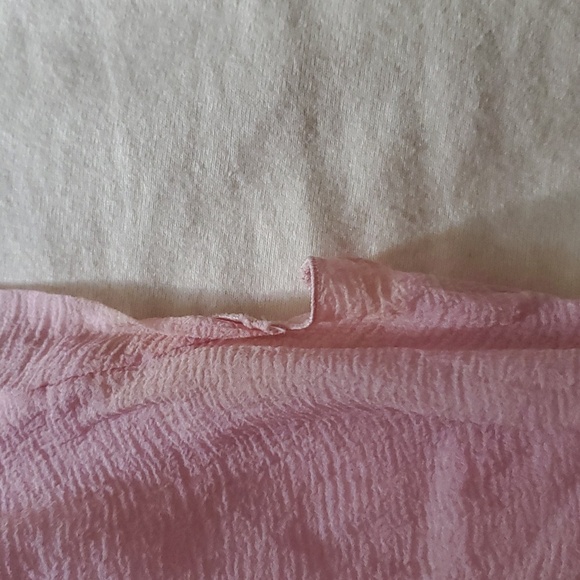 Chanel blush pink silk blouse - Picture 3 of 5